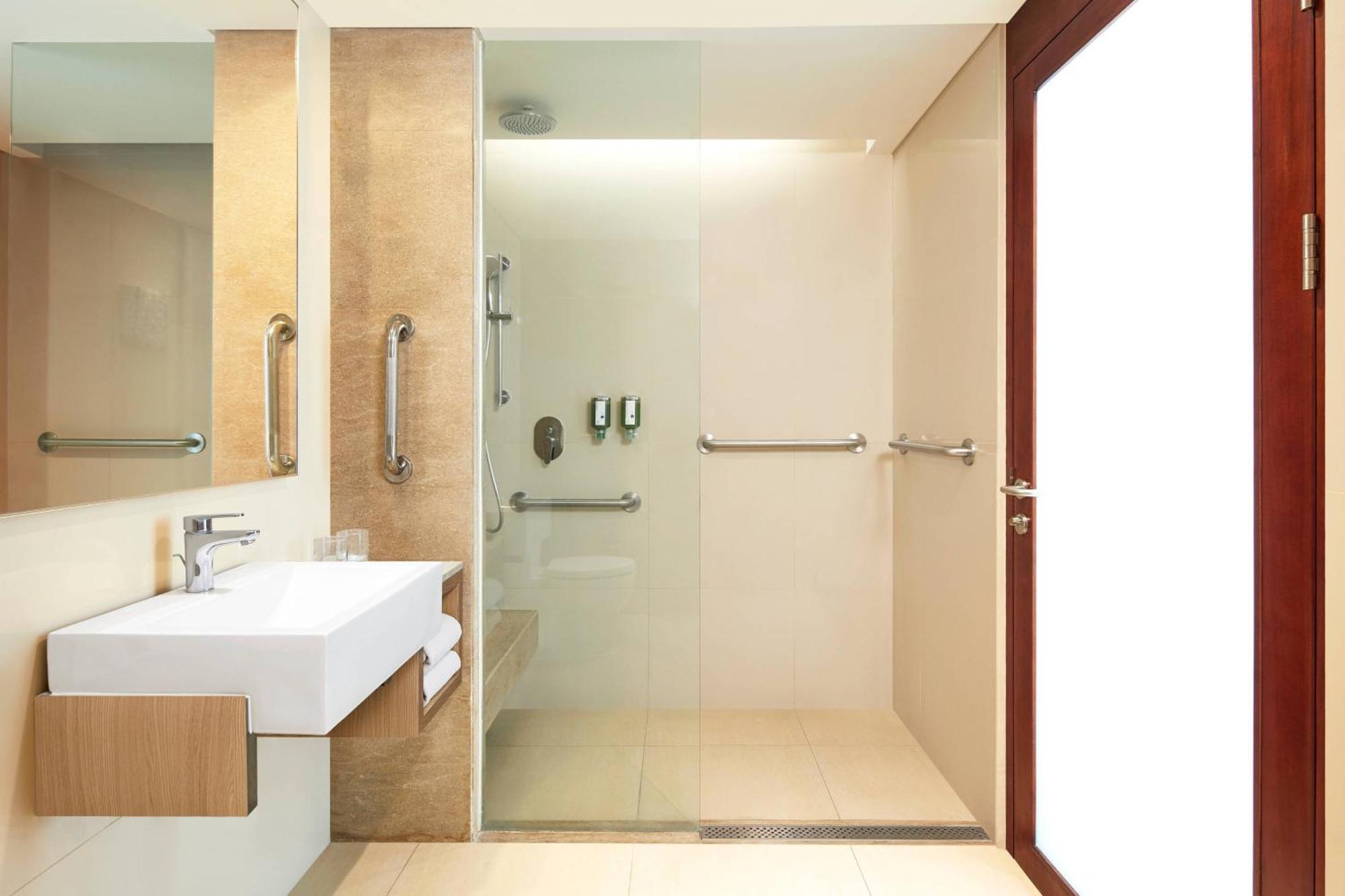 Fairfield By Marriott Bali Legian Hotel Exterior photo